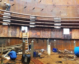 圆形镍铁电炉铜水套现场装置照片