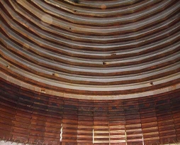 闪速炉反映塔底部齿形铜水套现场装置照片1-2