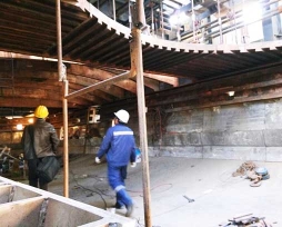 旋吹炉铜水套现场装置照片