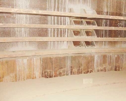 圆形镍铁电炉铜水套现场装置照片4