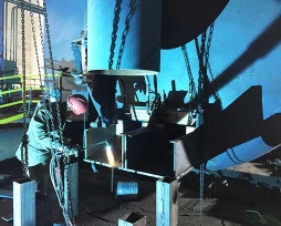 底吹吹炼炉铜水套现场装置照片